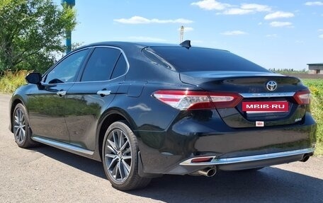 Toyota Camry, 2023 год, 3 205 000 рублей, 6 фотография