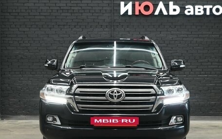 Toyota Land Cruiser 200, 2015 год, 5 500 000 рублей, 3 фотография