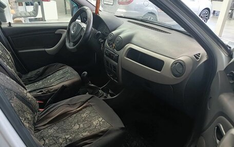 Renault Logan I, 2012 год, 200 000 рублей, 4 фотография