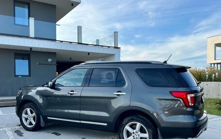 Ford Explorer VI, 2017 год, 2 300 000 рублей, 1 фотография