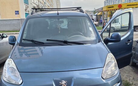 Peugeot Partner II рестайлинг 2, 2013 год, 800 000 рублей, 1 фотография