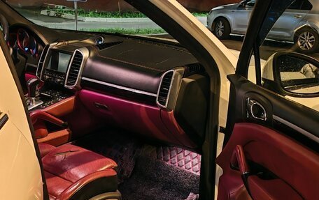 Porsche Cayenne III, 2013 год, 2 300 000 рублей, 17 фотография