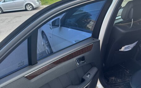 Mercedes-Benz E-Класс, 2011 год, 1 360 000 рублей, 7 фотография