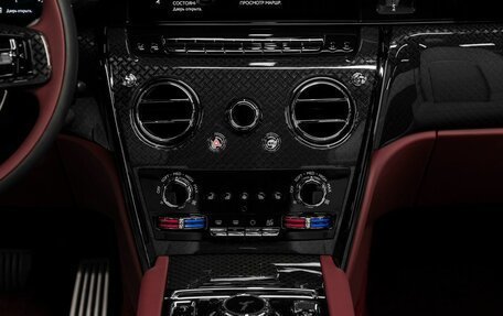Rolls-Royce Cullinan, 2026 год, 78 125 000 рублей, 22 фотография