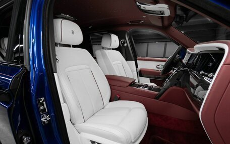 Rolls-Royce Cullinan, 2026 год, 78 125 000 рублей, 25 фотография