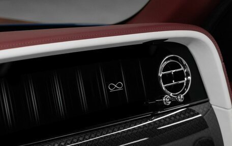 Rolls-Royce Cullinan, 2026 год, 78 125 000 рублей, 20 фотография