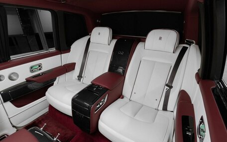 Rolls-Royce Cullinan, 2026 год, 78 125 000 рублей, 31 фотография