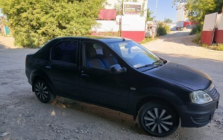 Renault Logan I, 2013 год, 300 000 рублей, 2 фотография