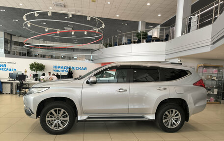 Mitsubishi Pajero Sport III рестайлинг, 2018 год, 2 900 000 рублей, 12 фотография