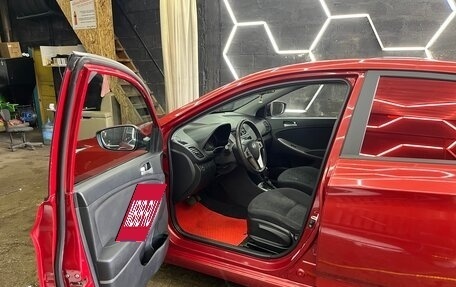 Hyundai Solaris II рестайлинг, 2014 год, 980 000 рублей, 15 фотография