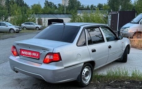 Daewoo Nexia I рестайлинг, 2011 год, 145 000 рублей, 3 фотография