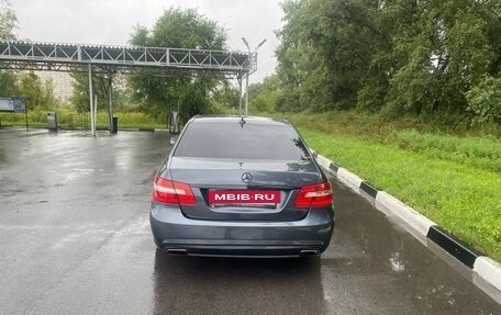 Mercedes-Benz E-Класс, 2011 год, 1 500 000 рублей, 2 фотография
