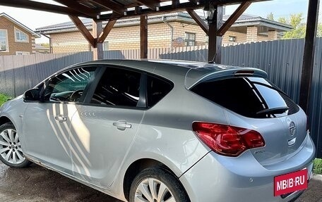 Opel Astra J, 2011 год, 580 000 рублей, 4 фотография