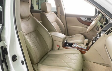 Infiniti QX70, 2014 год, 2 499 000 рублей, 13 фотография