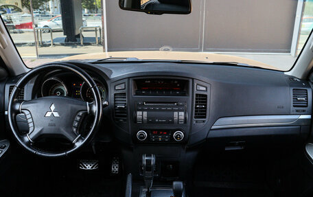 Mitsubishi Pajero IV, 2011 год, 2 600 000 рублей, 9 фотография