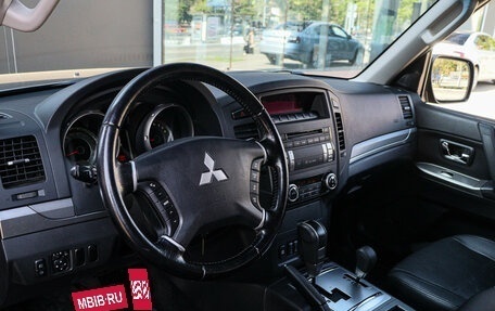Mitsubishi Pajero IV, 2011 год, 2 600 000 рублей, 11 фотография