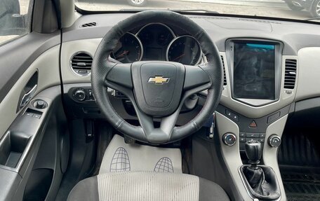 Chevrolet Cruze II, 2012 год, 635 000 рублей, 10 фотография
