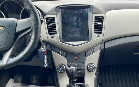 Chevrolet Cruze II, 2012 год, 635 000 рублей, 12 фотография