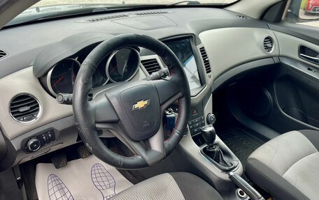 Chevrolet Cruze II, 2012 год, 635 000 рублей, 9 фотография