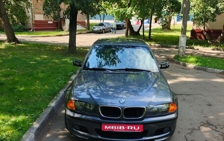 BMW 3 серия, 2001 год, 550 000 рублей, 1 фотография