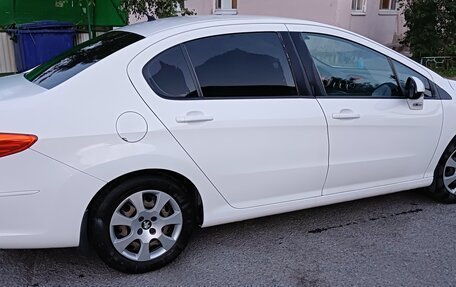 Peugeot 408 I рестайлинг, 2014 год, 650 000 рублей, 2 фотография
