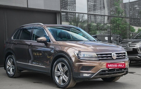 Volkswagen Tiguan II, 2017 год, 2 389 000 рублей, 4 фотография