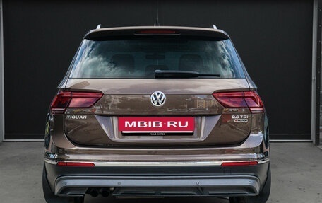 Volkswagen Tiguan II, 2017 год, 2 389 000 рублей, 6 фотография
