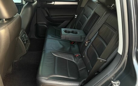 Volkswagen Touareg III, 2011 год, 1 749 000 рублей, 9 фотография