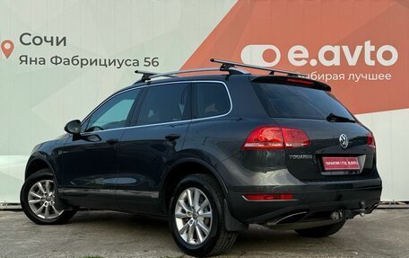 Volkswagen Touareg III, 2011 год, 1 749 000 рублей, 4 фотография