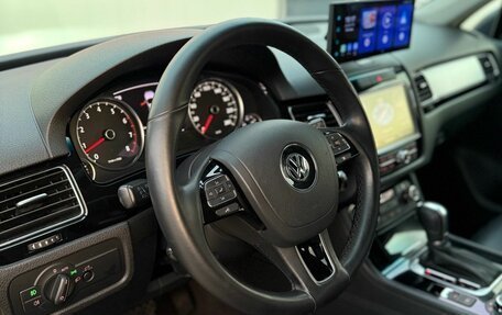 Volkswagen Touareg III, 2011 год, 1 749 000 рублей, 27 фотография