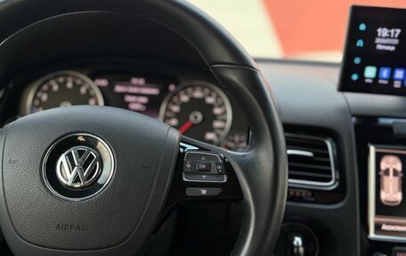 Volkswagen Touareg III, 2011 год, 1 749 000 рублей, 25 фотография