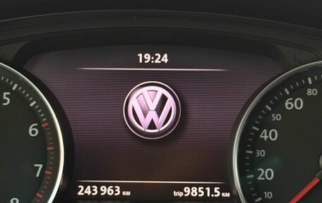 Volkswagen Touareg III, 2011 год, 1 749 000 рублей, 32 фотография