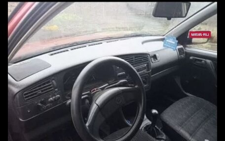 Volkswagen Golf III, 1992 год, 27 000 рублей, 2 фотография