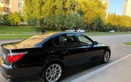 BMW 5 серия, 2007 год, 1 900 000 рублей, 3 фотография