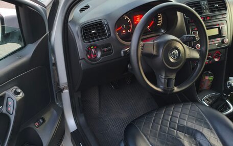 Volkswagen Polo VI (EU Market), 2012 год, 450 000 рублей, 4 фотография