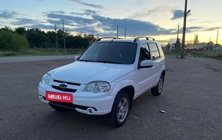 Chevrolet Niva I рестайлинг, 2012 год, 480 000 рублей, 5 фотография