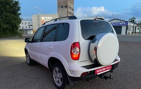 Chevrolet Niva I рестайлинг, 2012 год, 480 000 рублей, 4 фотография