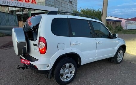 Chevrolet Niva I рестайлинг, 2012 год, 480 000 рублей, 3 фотография