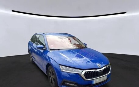 Skoda Octavia IV, 2022 год, 1 942 000 рублей, 3 фотография