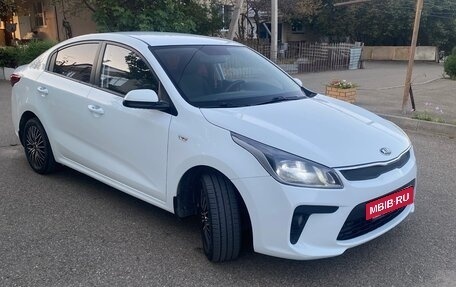 KIA Rio IV, 2018 год, 990 000 рублей, 7 фотография