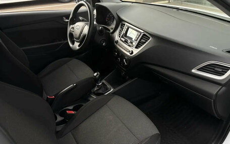 Hyundai Solaris II рестайлинг, 2019 год, 1 399 000 рублей, 8 фотография