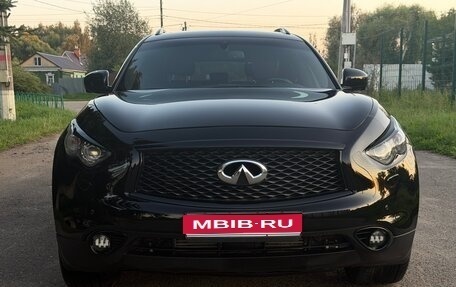 Infiniti QX70, 2014 год, 2 500 000 рублей, 1 фотография