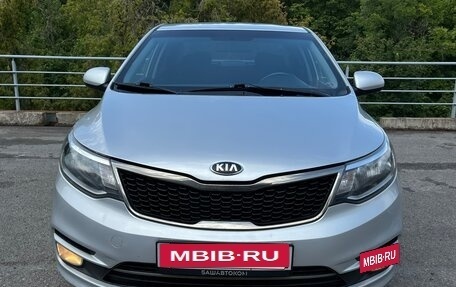 KIA Rio III рестайлинг, 2016 год, 860 000 рублей, 2 фотография