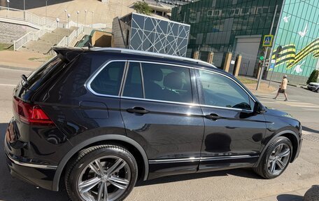 Volkswagen Tiguan II, 2018 год, 2 900 000 рублей, 3 фотография