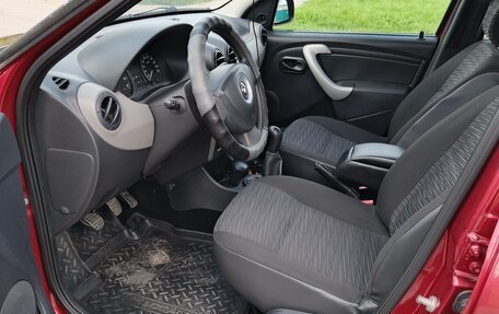 Renault Logan I, 2010 год, 680 000 рублей, 8 фотография