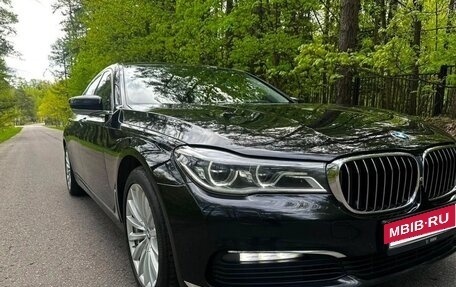 BMW 7 серия, 2017 год, 3 950 000 рублей, 2 фотография