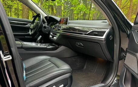 BMW 7 серия, 2017 год, 3 950 000 рублей, 12 фотография