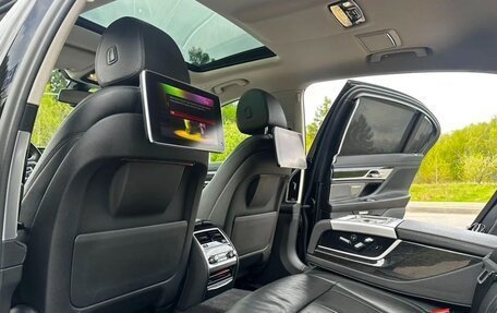 BMW 7 серия, 2017 год, 3 950 000 рублей, 13 фотография