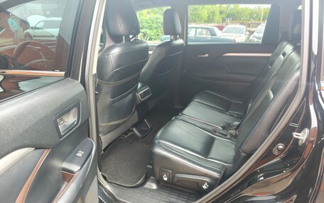 Toyota Highlander III, 2014 год, 2 800 000 рублей, 8 фотография