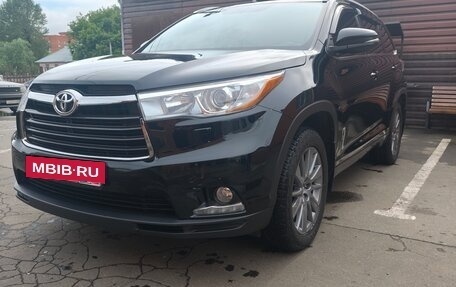Toyota Highlander III, 2014 год, 2 800 000 рублей, 2 фотография